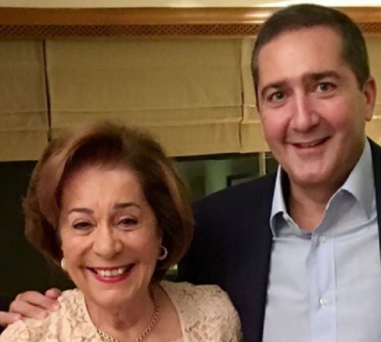 الرفاعي لوالدته : بين يديك كبرت وفي دفء قلبك احتميت