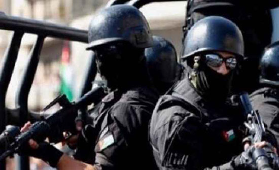 ضبط 326 شخصا و14 مركبة مسروقة ضبط 326 شخصا و14 مركبة مسروقة