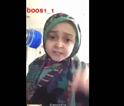 تقليد مضحك !