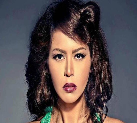 صورة| لقاء الخميسي دون مكياج تصدم متابعيها!