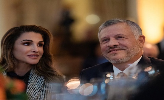 الملكة للملك : دمت لنا ابا الحسين الملكة للملك : دمت لنا ابا الحسين