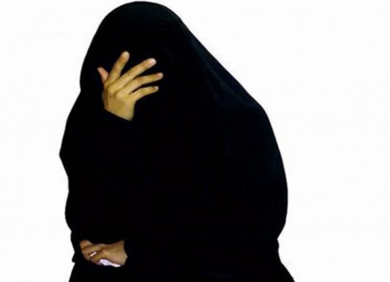 سعودية تشكو طليقها الكويتي بسبب سيارتها سعودية تشكو طليقها الكويتي بسبب سيارتها