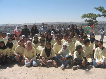 تخريج المشاركات في معسكرات جائزة الحسن للشباب برونزي وفضي اناث