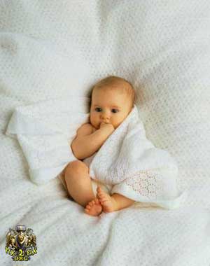 الأطفال الذين يولدون خلال الليل والعطلة أكثر عرضة للموت  