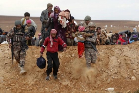 حرس الحدود تستقبل 54 لاجئاً سورياً حرس الحدود تستقبل 54 لاجئاً سورياً