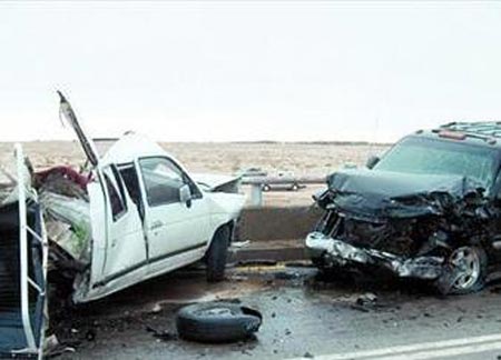 اصطدام بكب بسيارة في شارع الاردن