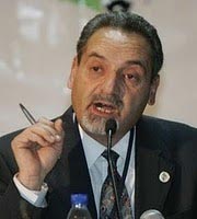 قرار الاستيداع.. ايحاء وايذاء بكل الاتجاهات 