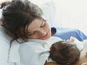 حليب الأم يحدده سحب الرضيع وليس نوعية الغذاء
