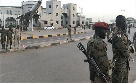 قتلى بفض اعتصام الخرطوم.. ومغادرة أعداد من المتظاهرين قتلى بفض اعتصام الخرطوم.. ومغادرة أعداد من المتظاهرين