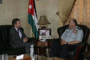 السفير الروماني يزور المديرية العامة للدفاع المدني