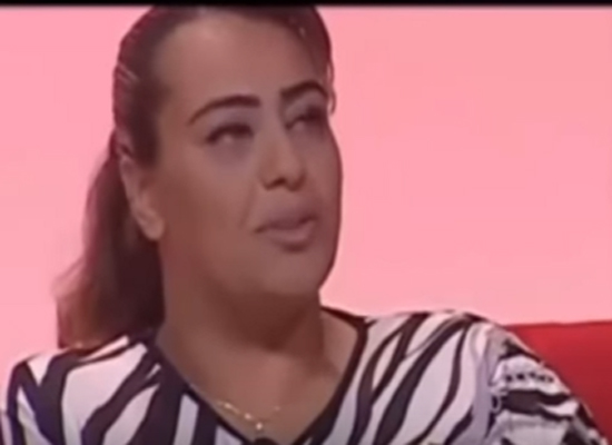 فيديو:- وجدت خطيبها يمارس الجنس في غرفتها مع والدتها.. وهذا ما حدث!