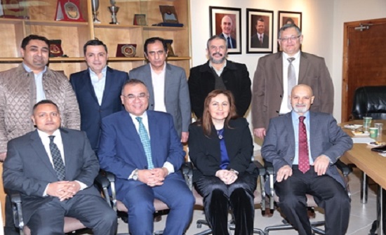 هندسة الأردنية تستضيف وفدا من فرع جامعة تكساس في قطر هندسة الأردنية تستضيف وفدا من فرع جامعة تكساس في قطر