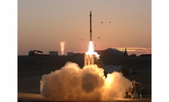 اسرائيل تشغل نظام جديد لاعتراض الصواريخ