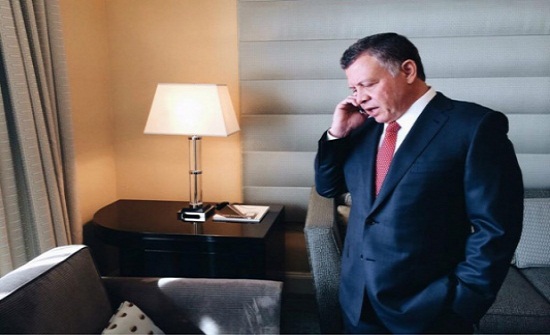 الملك يتلقى اتصالا هاتفيا من الرئيس الفلسطيني