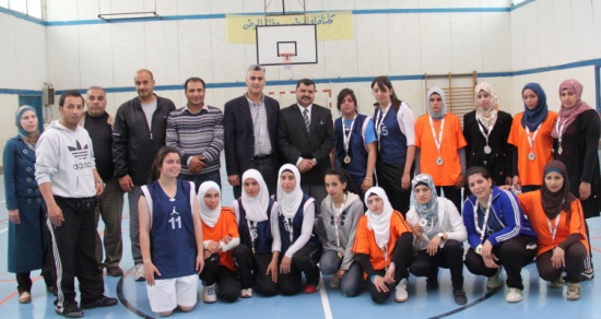 مركز الجامعة بطل سلة الكليات