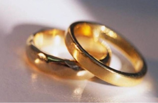 صيني يفقد وعيه بسبب الزواج ..!!