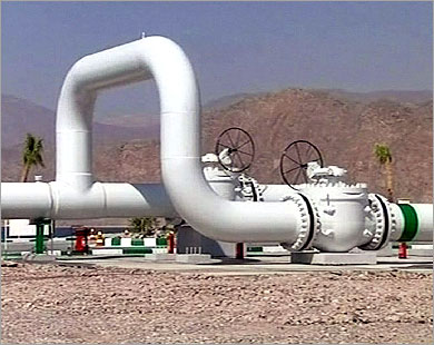 إعادة ضخ الغاز المصري للأردن بعد ضغوط بترحيل العمالة الوافدة