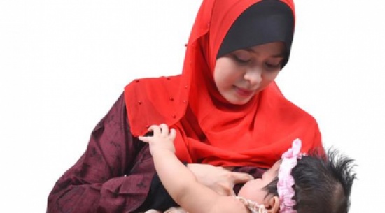 كيف تعالجين نزلة البرد وقت الرضاعة الطبيعية؟ كيف تعالجين نزلة البرد وقت الرضاعة الطبيعية؟