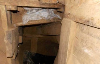 نفق في غرفة نوم يصل المكسيك بالولايات المتحدة نفق في غرفة نوم يصل المكسيك بالولايات المتحدة