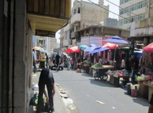 حملة أمنية لإزالة بسطات في إربد