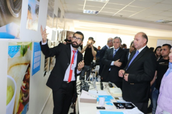 طلبة عمارة "الشرق الأوسط" يعرضون مشاريع تخرجهم