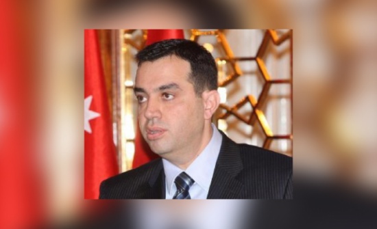 الملك يقبل إستقالة مدير مكتبه .. وتعيينه في مجلس الأعيان الملك يقبل إستقالة مدير مكتبه .. وتعيينه في مجلس الأعيان