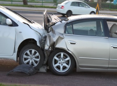 وفاة فتى واصابة شخصين بحادث تصادم بالزرقاء وفاة فتى واصابة شخصين بحادث تصادم بالزرقاء