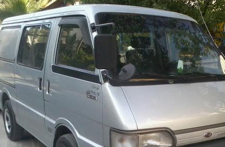 الأمن يبحث عن سارق باص " كيا بستا " في اربد