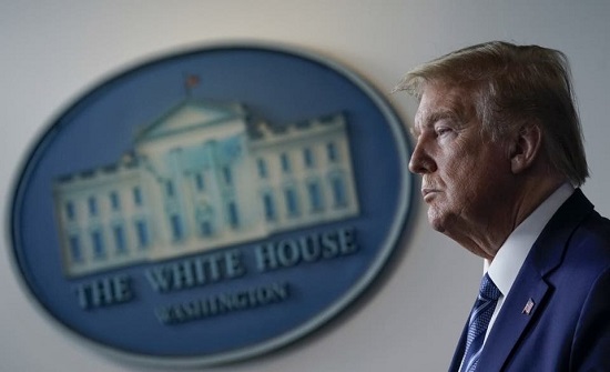 ترمب: باتت لدينا سياسة احتواء أفضل لفيروس كورونا