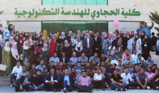 كلية الحجاوي تنظم سلسلة من اللقاءات مع الطلبة المستجدين في الأقسام الأكاديمية