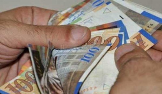 إسرائيل تساوم بالافراج عن أموال الضرائب مقابل عدم إتمام المصالحة إسرائيل تساوم بالافراج عن أموال الضرائب مقابل عدم إتمام المصالحة