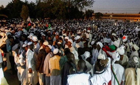 تجدد التظاهرات في السودان والبشير يخاطب الأمة الجمعة تجدد التظاهرات في السودان والبشير يخاطب الأمة الجمعة