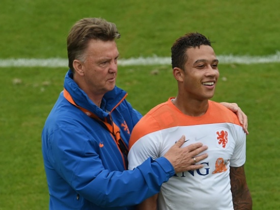 رسمياً: الهولندي ديباي أول صفقات مانشستر يونايتد الصيفية