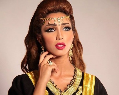 بالفيديو - من السيدة التي أحرجت دنيا بطمة بسؤالها عن "سرقة الرجال".. وكيف ردت عليها؟ بالفيديو - من السيدة التي أحرجت دنيا بطمة بسؤالها عن "سرقة الرجال".. وكيف ردت عليها؟