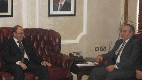 اطلاق مبادرة شبابية بين الاعلى للشباب والشؤون البلدية