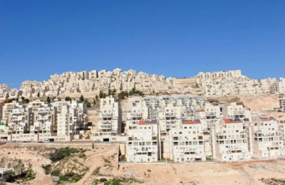 اسرائيل توافق على بناء 900 وحدة سكنية استيطانية في القدس المحتلة اسرائيل توافق على بناء 900 وحدة سكنية استيطانية في القدس المحتلة