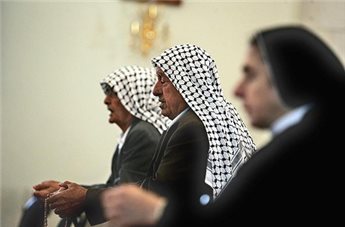 مئات المسيحيين يغادرون غزة إلى بيت لحم والناصرة