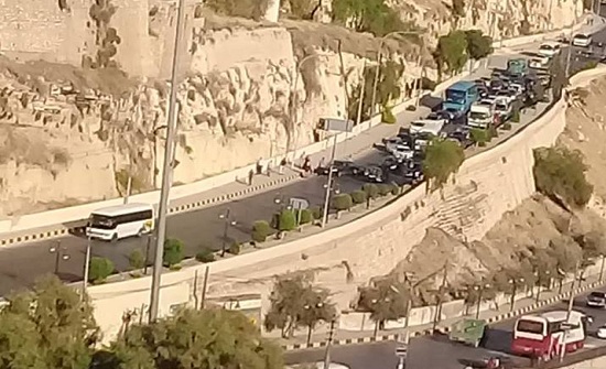 صورة - حادث سير يسبب ازمة خانقة على مدخل السلط صورة - حادث سير يسبب ازمة خانقة على مدخل السلط