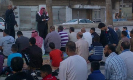 قيادي بالعمل الإسلامي يدعو بخطبة العيد لحكومة برلمانية قيادي بالعمل الإسلامي يدعو بخطبة العيد لحكومة برلمانية