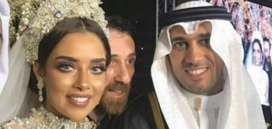 الكشف عن تكلفة حفل زفاف بلقيس الخيالية.. وكيف تمزق فستان زفافها! الكشف عن تكلفة حفل زفاف بلقيس الخيالية.. وكيف تمزق فستان زفافها!