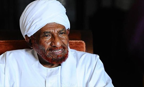 الصادق المهدي يؤيد تسليم البشير للجنائية الدولية الصادق المهدي يؤيد تسليم البشير للجنائية الدولية