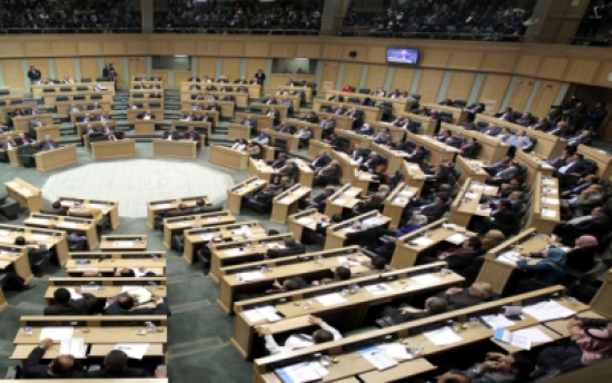 تضامن: لجنة المرأة في المجلس بلا نواب ذكور