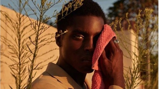 صورة لهذا المجرم جعلته يتحوّل إلى عارض أزياء عالمي!