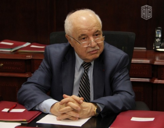 ملتقى "أبوغزاله المعرفي" ينظم ورشة عمل توعوية للشباب حول "أخلاقيات العمل" ملتقى "أبوغزاله المعرفي" ينظم ورشة عمل توعوية للشباب حول "أخلاقيات العمل"