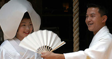 اليابان توفر جلسات رومانسية للعزاب لإقناعهم بالزواج وزيادة المواليد