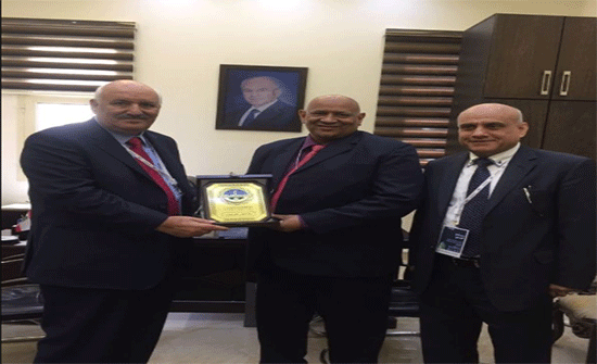 اتفاقية تعاون بين جامعة الزرقاء وجامعة ابن سينا السودانية اتفاقية تعاون بين جامعة الزرقاء وجامعة ابن سينا السودانية