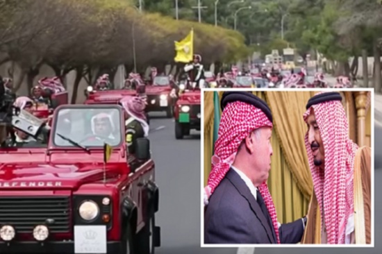 فيديو: ما سر الموكب الأحمر الذي استقبل به الأردن الملك سلمان؟