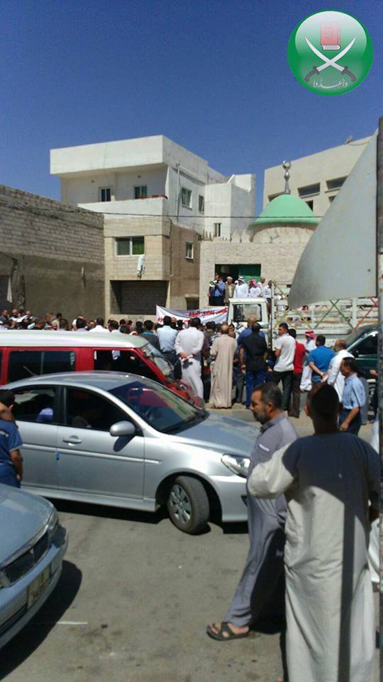 بالصور : وقفة احتجاجية في الكرك رفضا للعدوان الاسرائيلي على الحرم الشريف بالصور : وقفة احتجاجية في الكرك رفضا للعدوان الاسرائيلي على الحرم الشريف