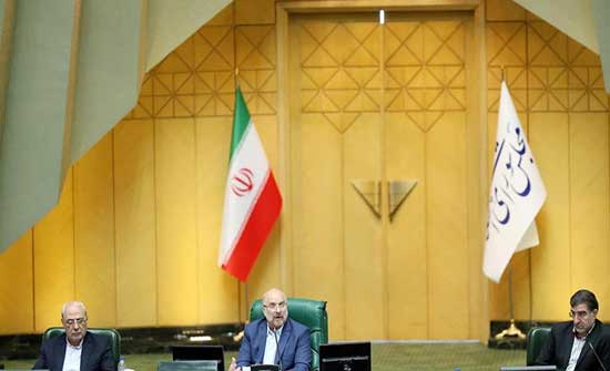 قاليباف: خامنئي وافق على مرشحي رئيسي للحقائب السيادية قاليباف: خامنئي وافق على مرشحي رئيسي للحقائب السيادية