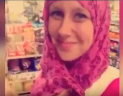 بالفيديو.. امرأة ترتدي زي لاجئة سورية وتحمل طفلا تثير غضب النشطاء بالفيديو.. امرأة ترتدي زي لاجئة سورية وتحمل طفلا تثير غضب النشطاء